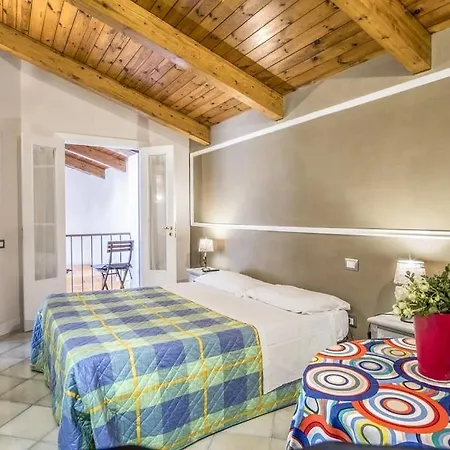 Caruso Apartment *